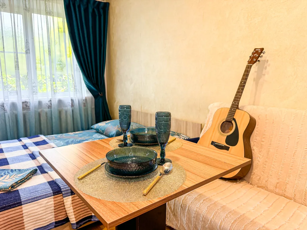 Студия эконом через дорогу от Ушаковки и квадрата, с водой всегда