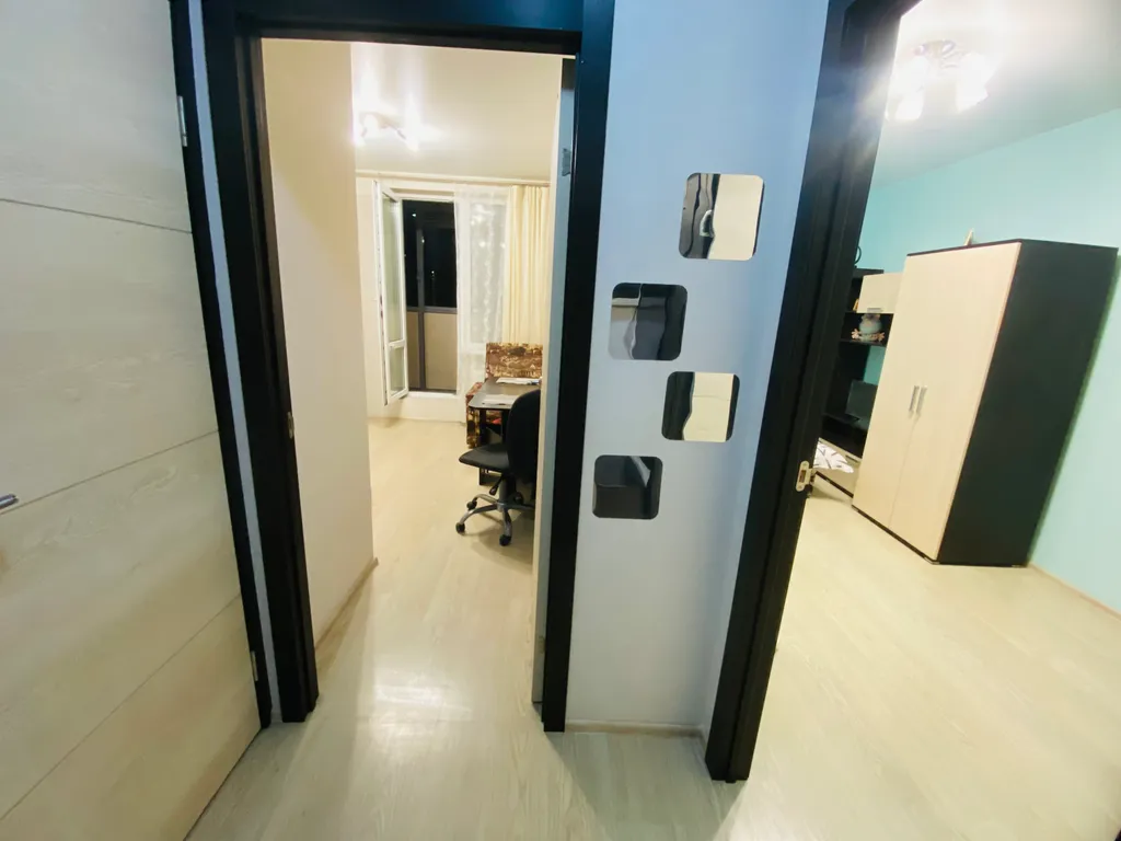 Уютная квартира с прекрасным видом на город в огнях