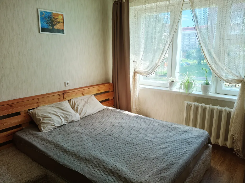 Уютная квартира в новом доме — аренда посуточно в Псков