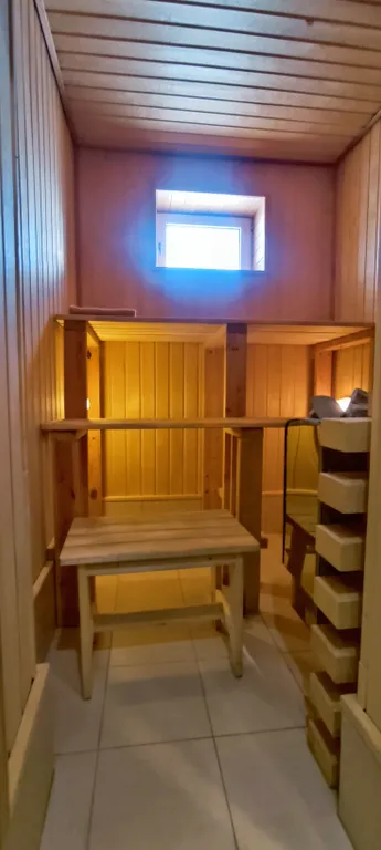 Уютный коттедж у озера с сауной