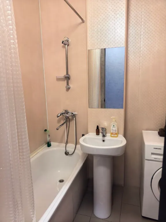 Просторные апартаменты с домашним кинотеатром