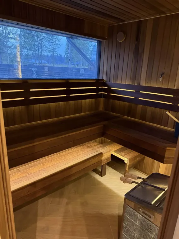 Премиальный дом с видом на лес и пруд в поселке года Ели estate