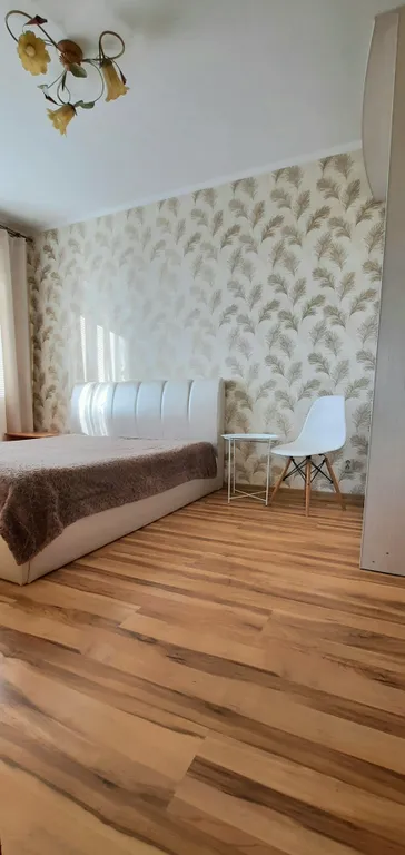 Уютная двухкомнатная квартира недалеко от центра города