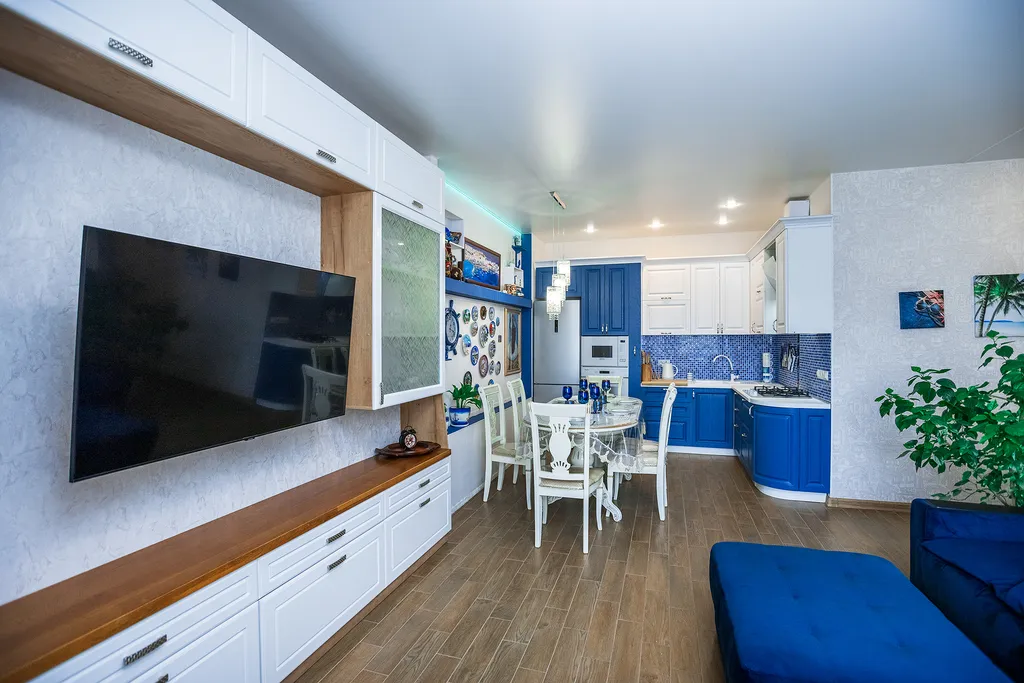 Квартира Большая евродвушка на берегу открытого моря — аренда посуточно в Геленджик