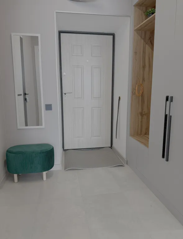 Просторная двухкомнатная квартира в жк Новатор