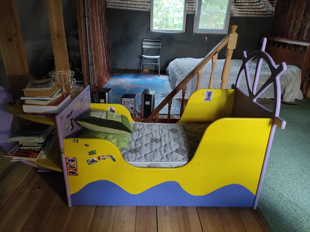 Домик на озере