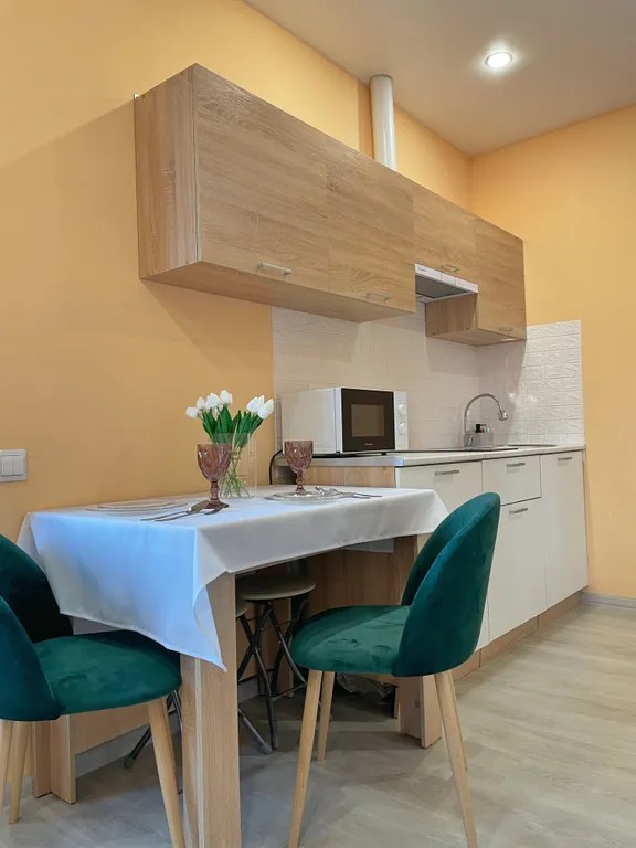 Апартаменты с видом на горы три минуты до моря