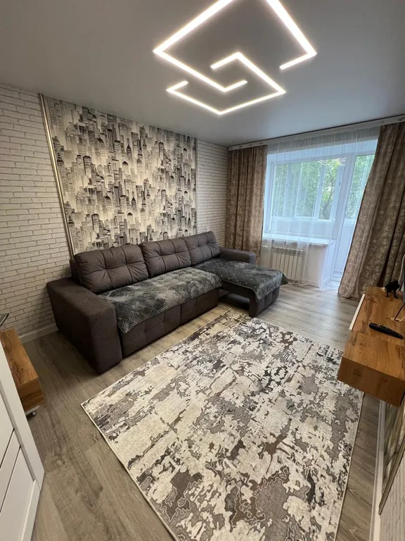 2-комнатная Квартира — аренда посуточно в Шадринск