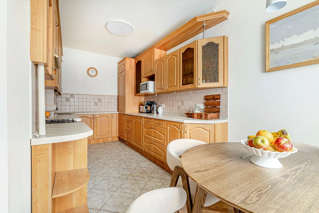 Стильная квартира с тремя спальнями и 2 санузлами у Спаса на Крови