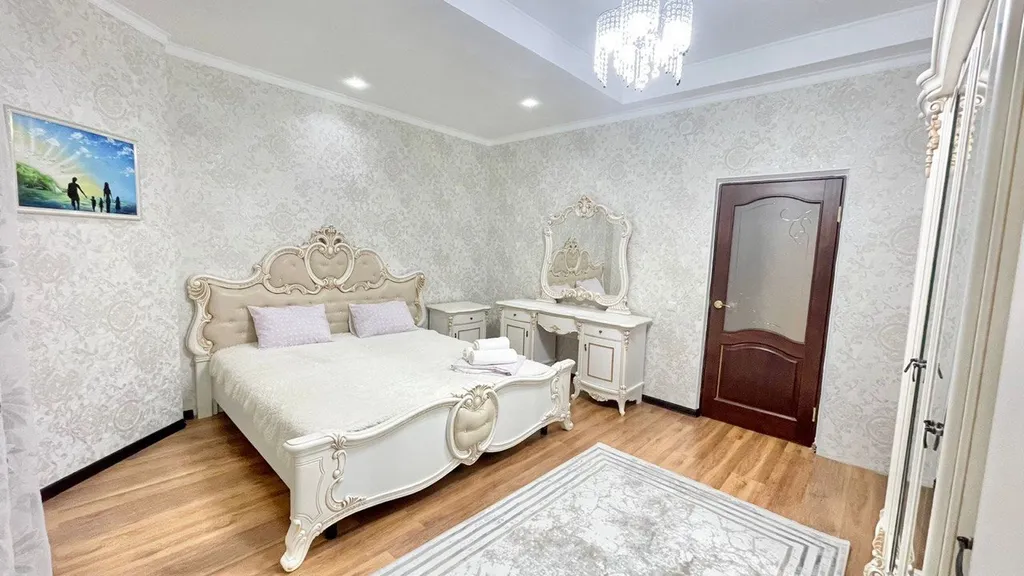 Просторная 2-х комнатная квартира — аренда посуточно в Атырау