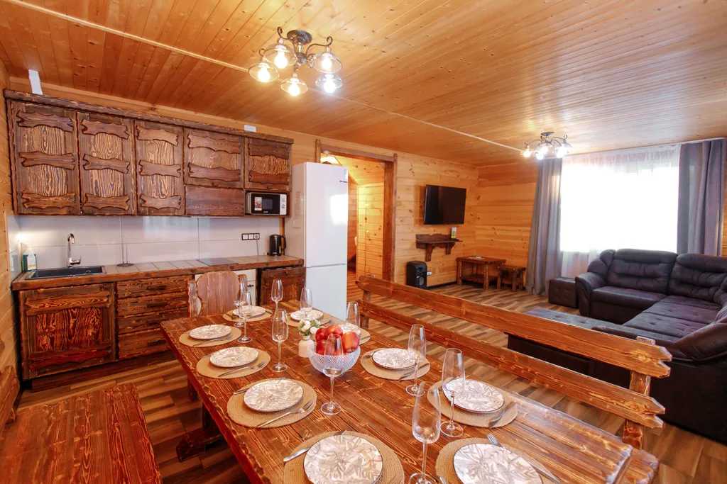 Коттедж с видом на гору Зелёную — аренда посуточно в Шерегеш