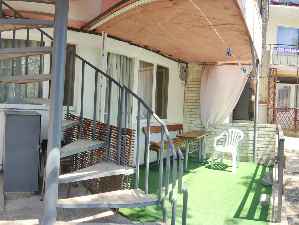 Семейный номер (первый этаж, без ступенек)