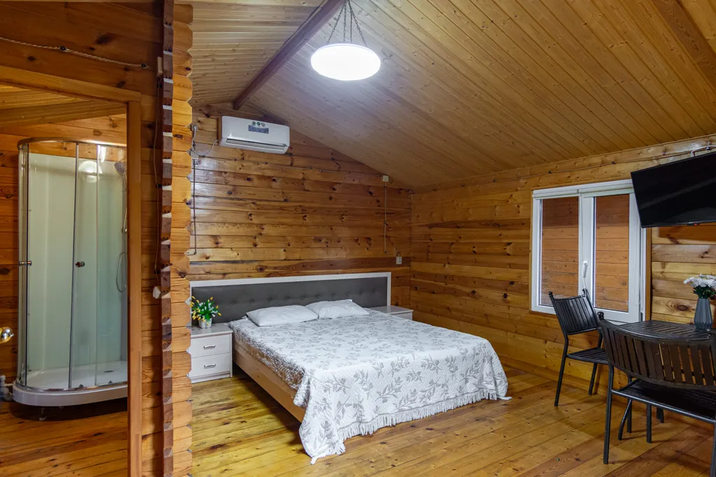 Современный деревянный дом из бруса