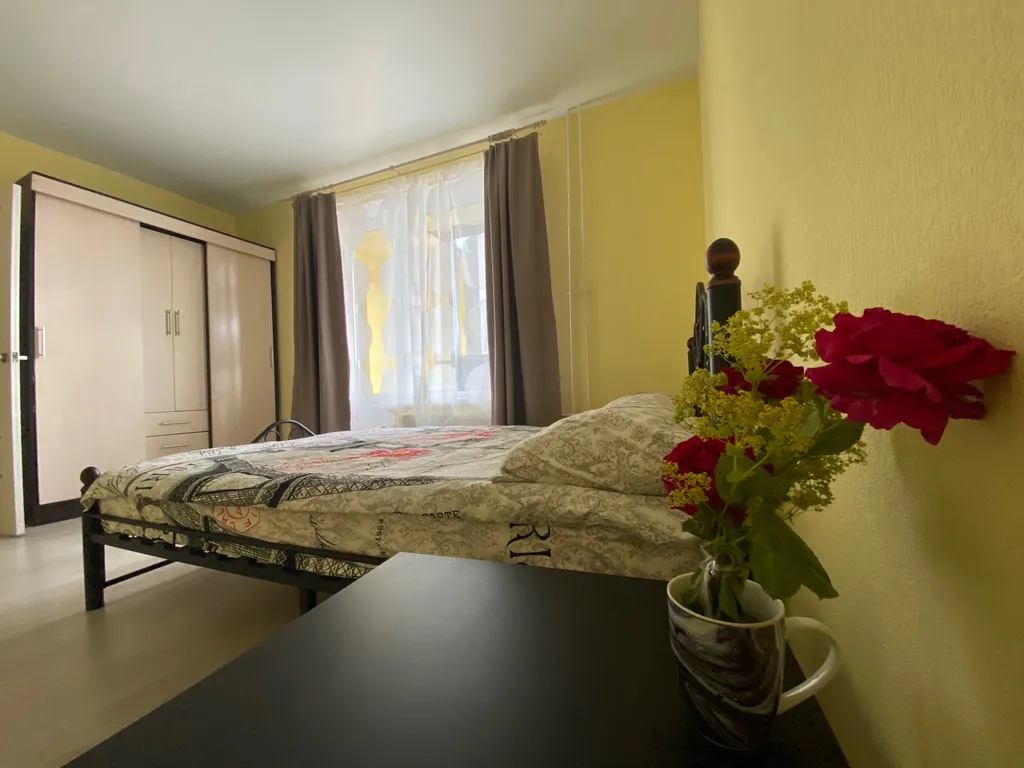 Изящная квартира 100 — аренда посуточно в Гатчина