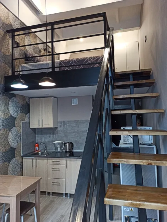 Квартира Двухуровневая студия рядом с Комсомольской Набережной — аренда посуточно в Астрахань