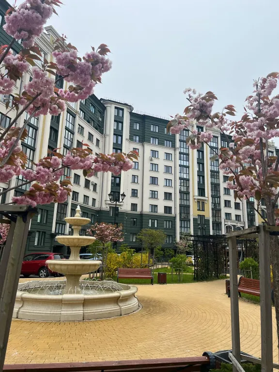 Уютная современная квартира с шикарным двором