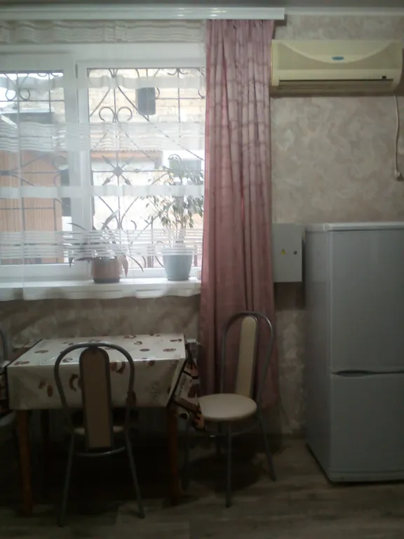 Уютная 2 комнатная квартира у моря с беседкой