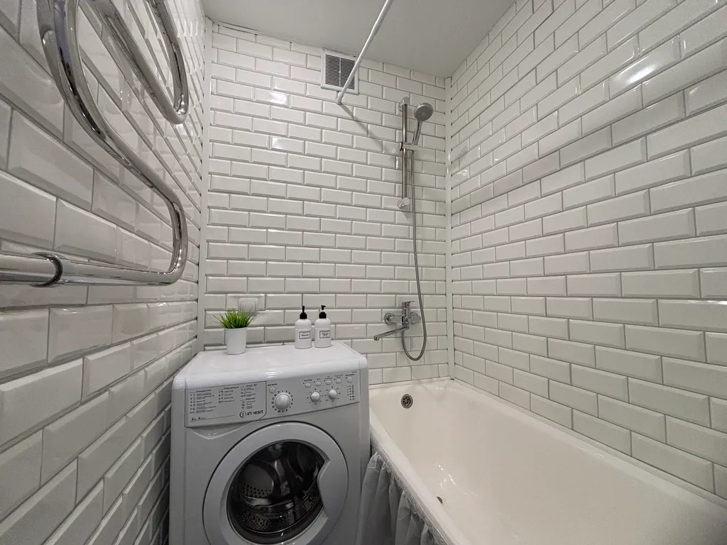 Стильная 2-комнатная квартира в центре города от Город 18