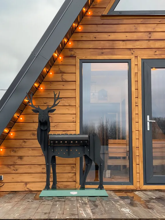 Дом А-фрейм треугольный шалаш в стиле логисты баней и купелью