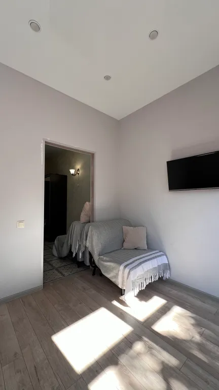 Квартира Уютная 1-комнатная квартира на первом этаже с видом на сад — Сириус