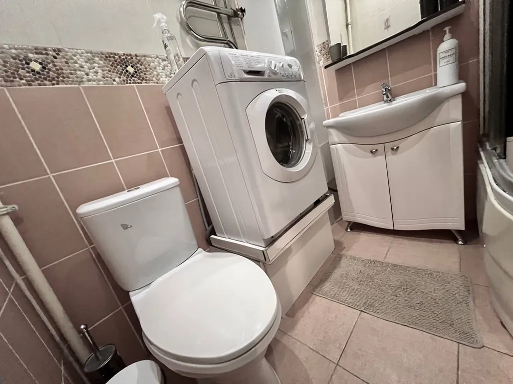 Квартира 1+ евро семейные апартаменты, центр, парковка, кафе, вояж, гудвин, развязка — Тюмень