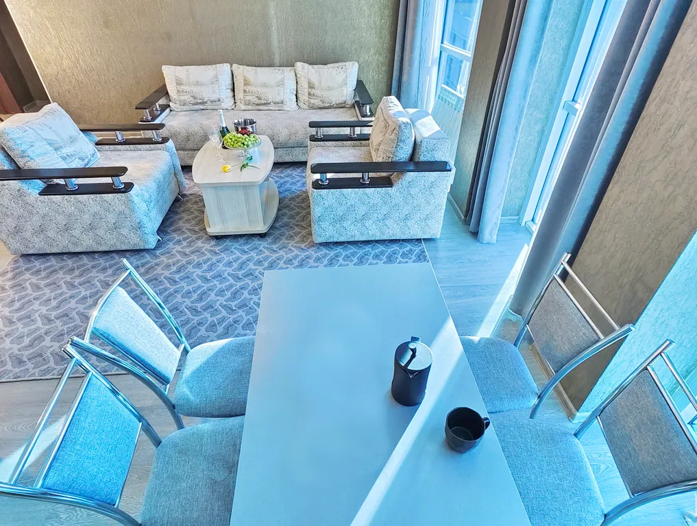 Квартира 4х комнатные 8ми местные с видом на территорию — Витязево