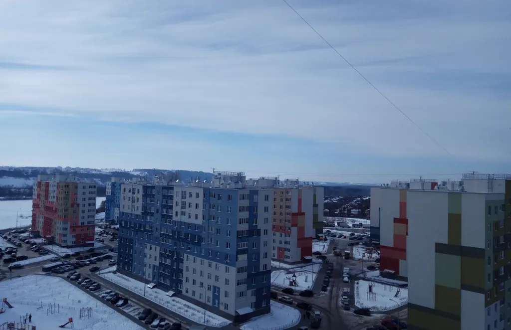 Новый дом рядом с аэропортом