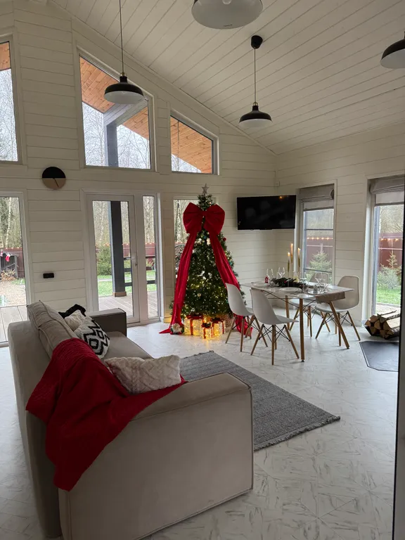 Коттедж Коттедж Барнхаус с камином и сауной на Новой Риге — Телепнево