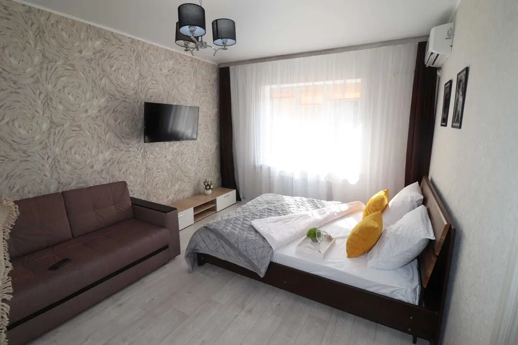 Уютная квартира на Савушкина (Уютный Дом)