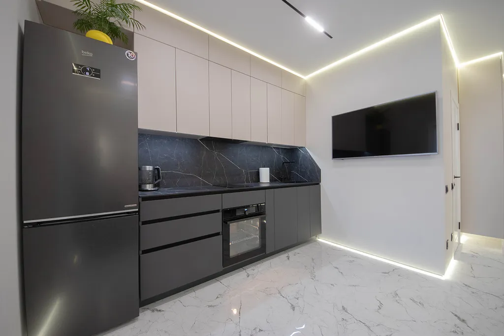 Дизайнерская квартира на берегу моря