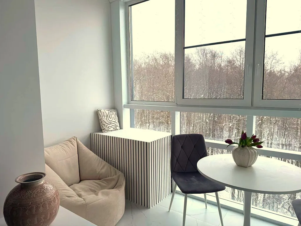 Студия с бассейном и сауной