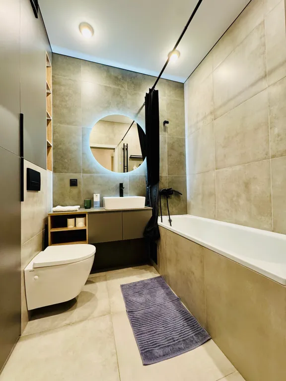 Роскошная двухкомнатная квартира у фонтана