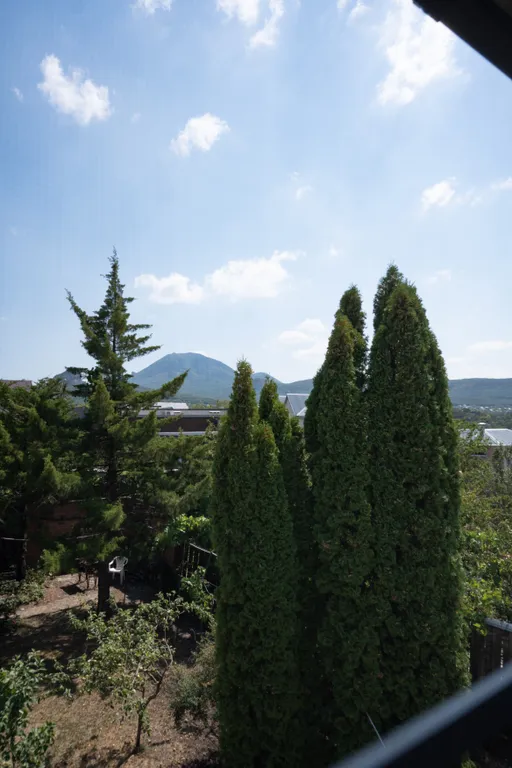 Уютный дом в горах