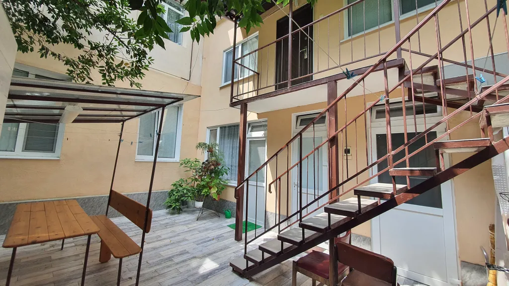 Ялтинский дворик