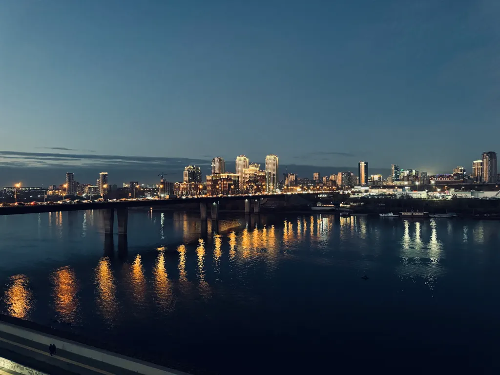 Квартира Шикарная квартира на берегу реки — Новосибирск