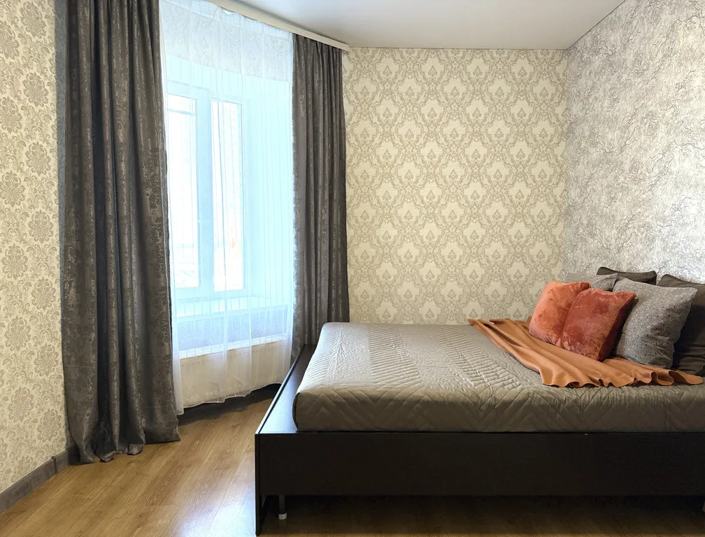 Квартира Апартаменты Нигелла в южном микрорайоне рядом с ТЦ Кристалл — Тюмень