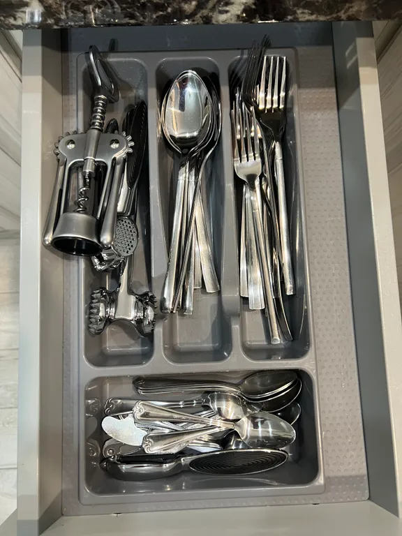 Уютная евро трешка с хорошим ремонтом