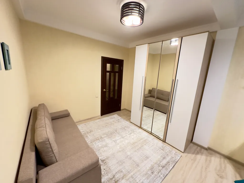 Евродвухкомнатная квартира в центре города