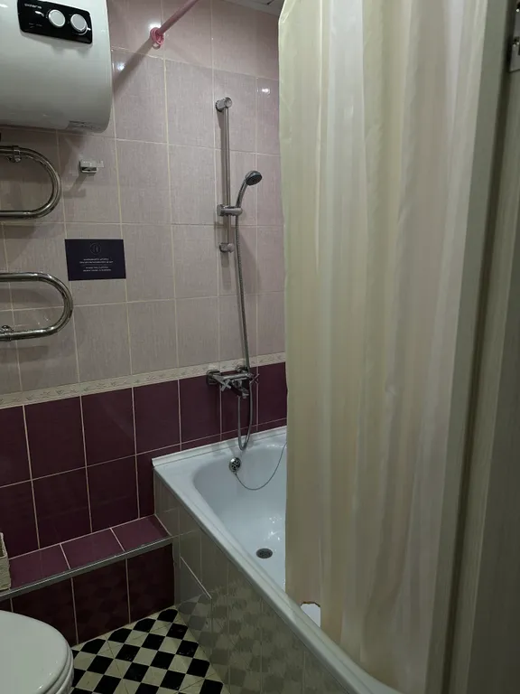 Уютная квартира рядом с СТК Горный воздух, площадью Победы и площадью Славы