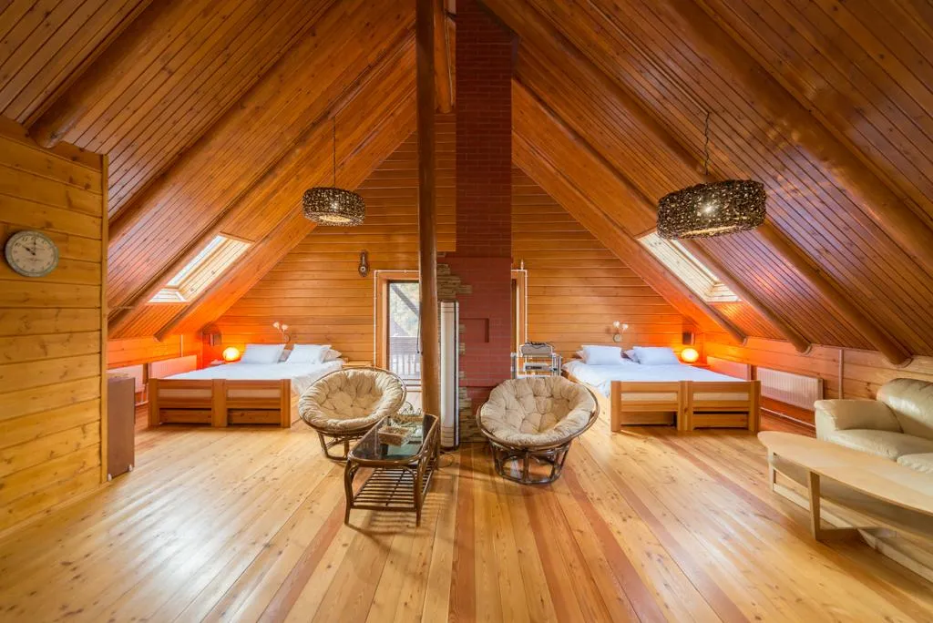 Коттедж Дом для отдыха в живописном месте — Луга