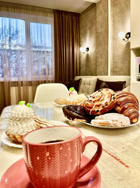 Красивая у парка и Озера