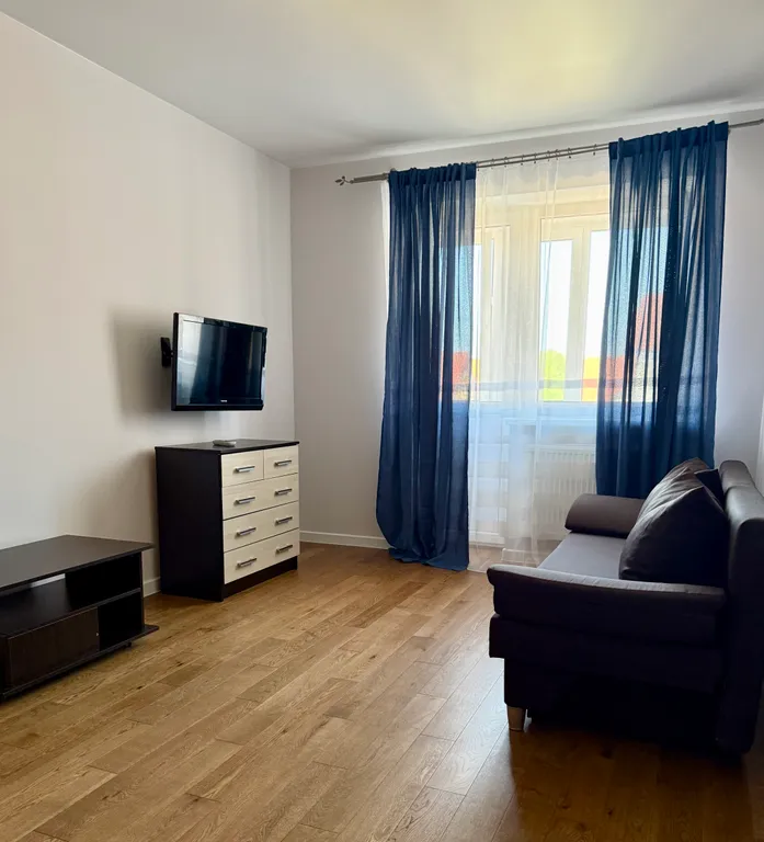 Чистая и светлая квартира — аренда посуточно в Зеленоградск