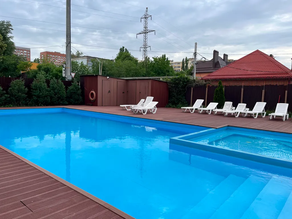 Квартира Квартира-студия с проектором в комплексе с бассейном — Ростов-на-Дону