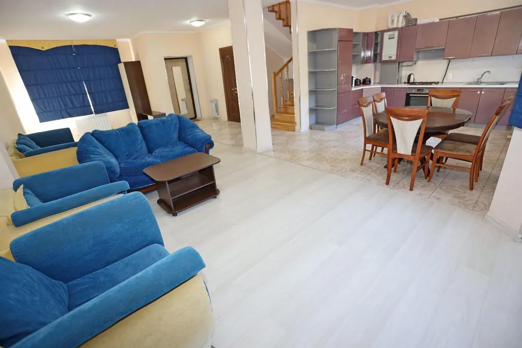 5-комнатный Дом