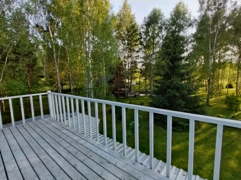 Дом на большом лесном участке