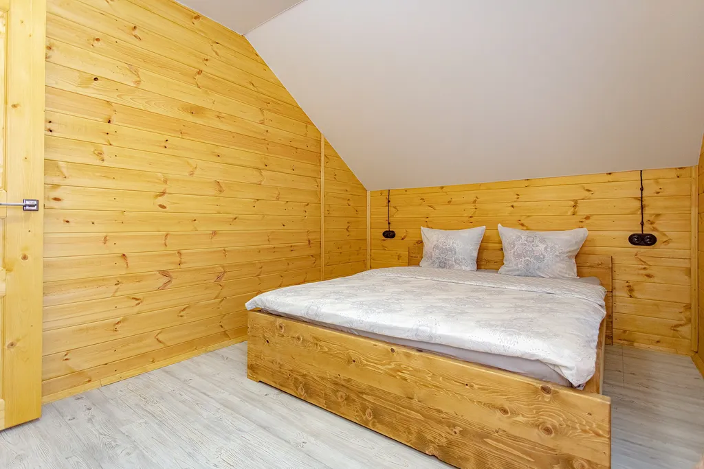 6-комнатный Дом