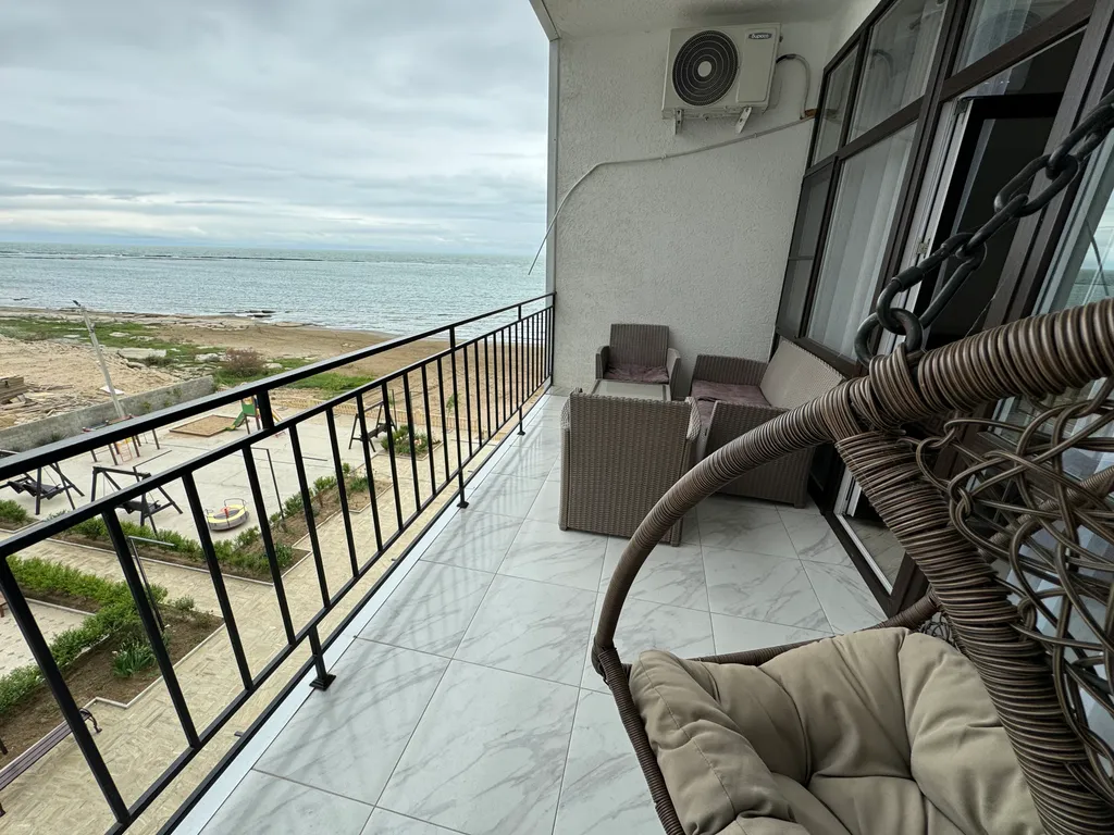 Резидент-плаза у моря