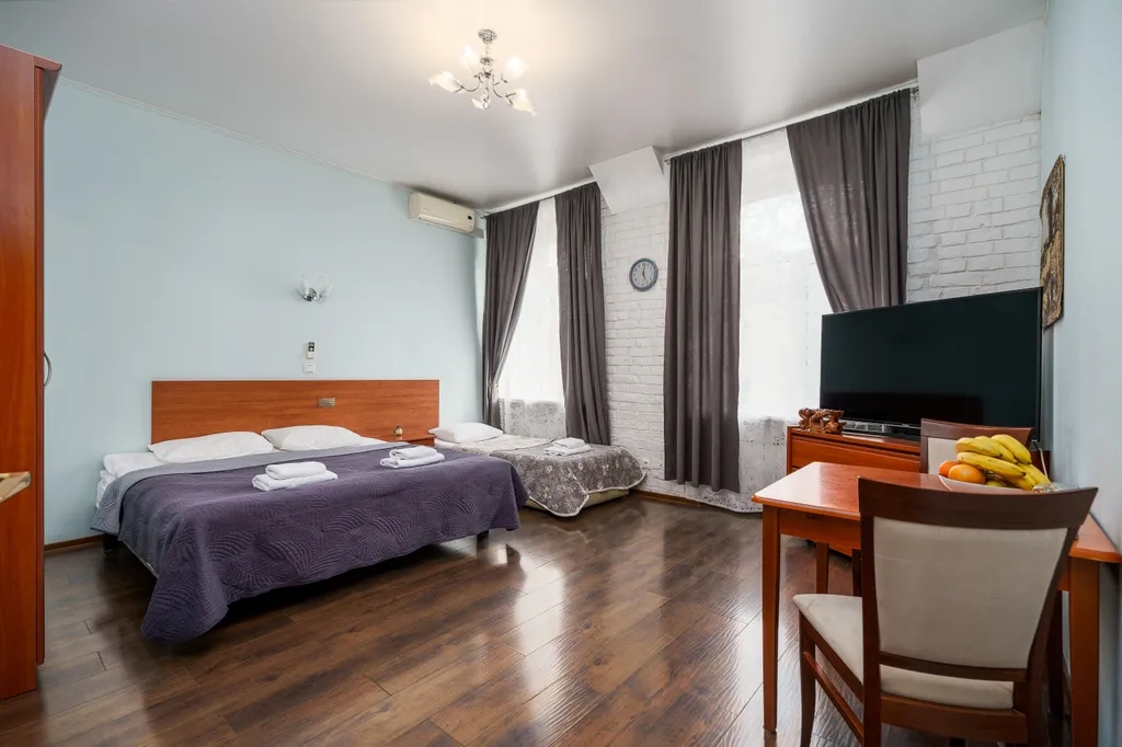 Уютная 1-комнатная квартира на 5 гостей в "Park Lane Inn"