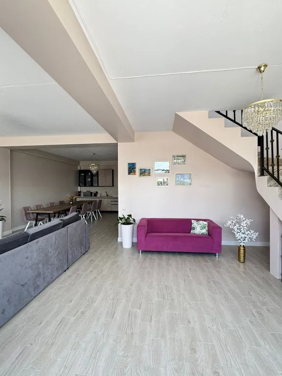 Дом на берегу Каспийского моря