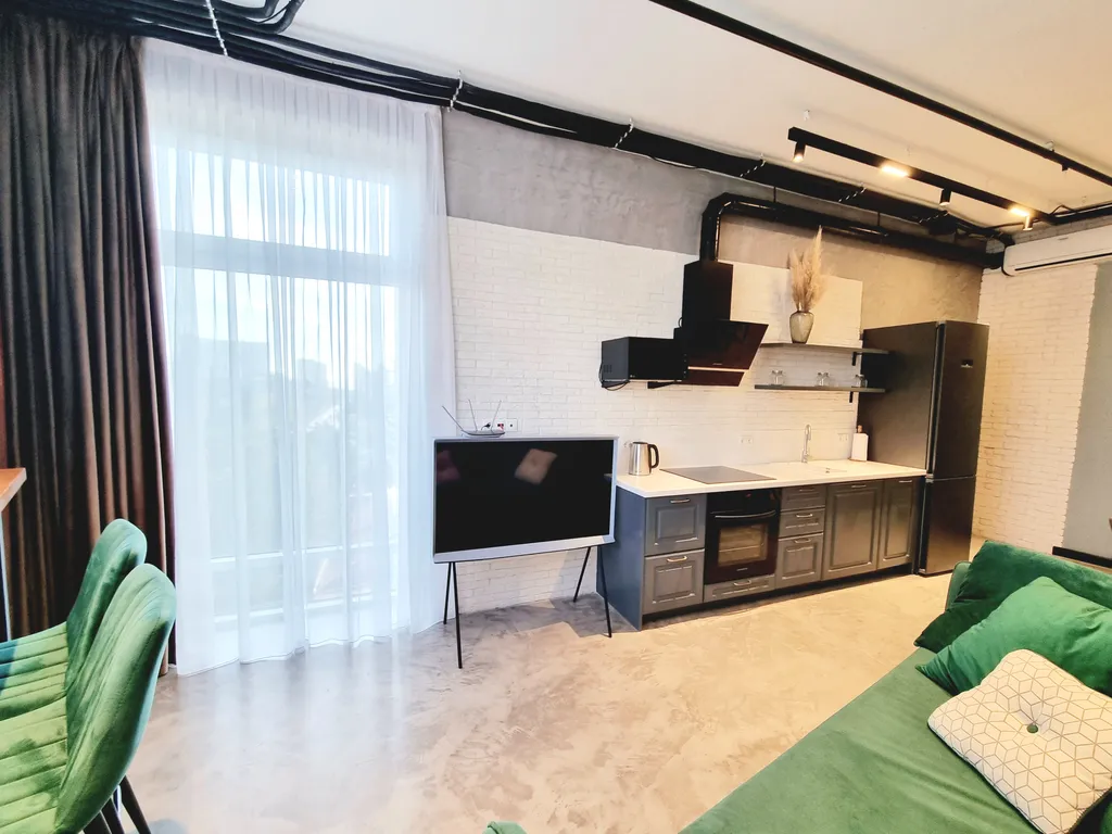 Трёхкомнатная квартира центр